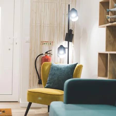 شقة 100 - Point Break 12