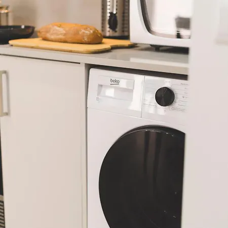 Apartment 100 - Point Break 12