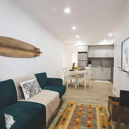 Apartment 100 - Point Break 12