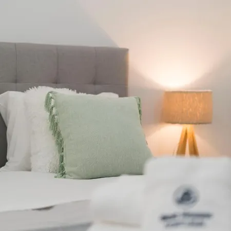 شقة 100 - Point Break 12